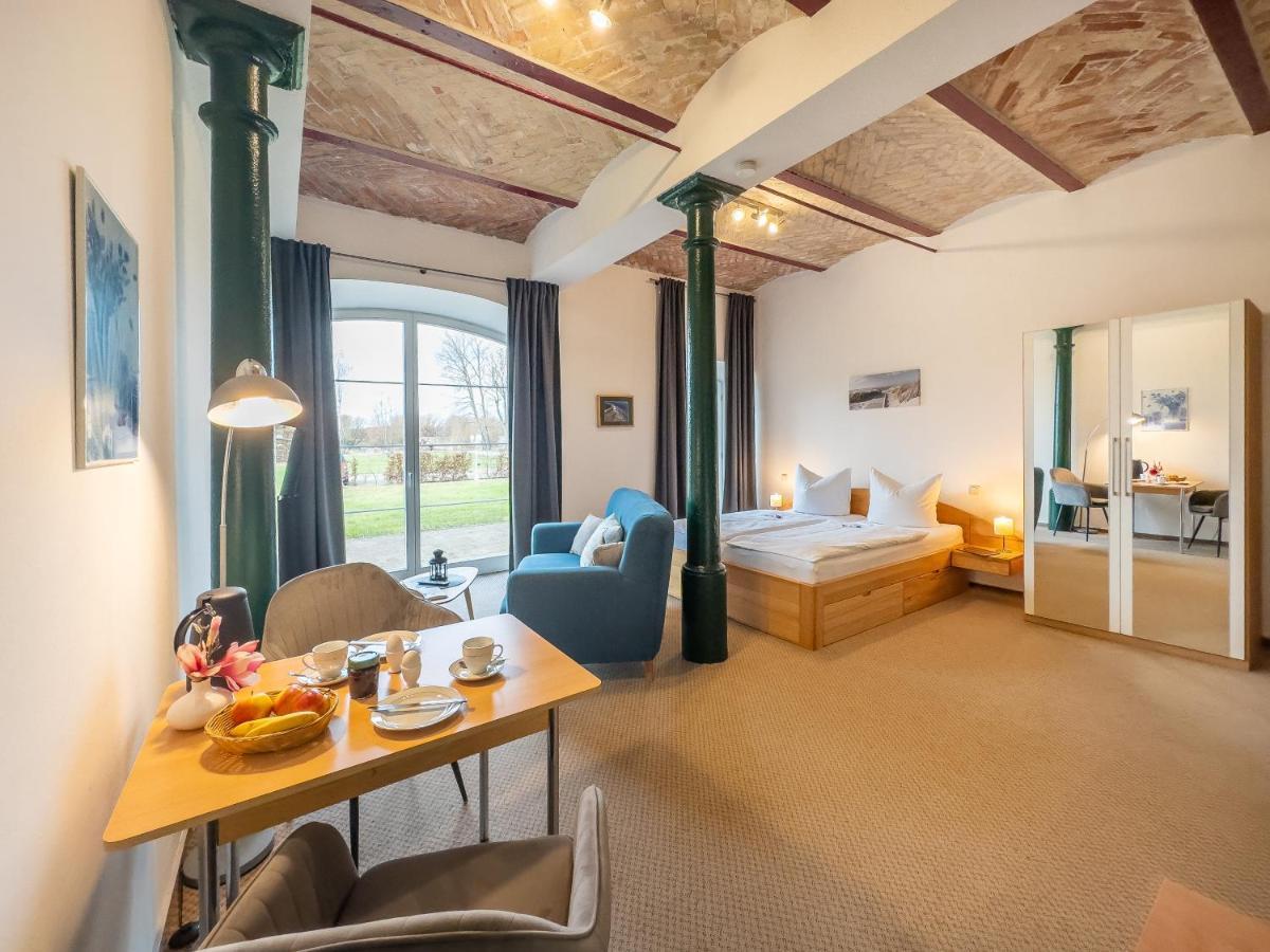 Gut Vorwerk Apartment Загард Екстериор снимка